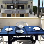 מלון דירות Giglio 4*