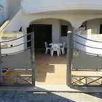 מלון דירות Giglio 4*