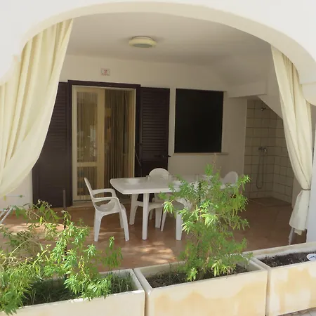 アパートホテル Giglio Torre Pali