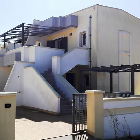 Giglio アパートホテル