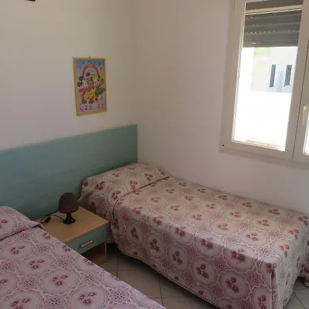 アパートホテル Giglio Torre Pali