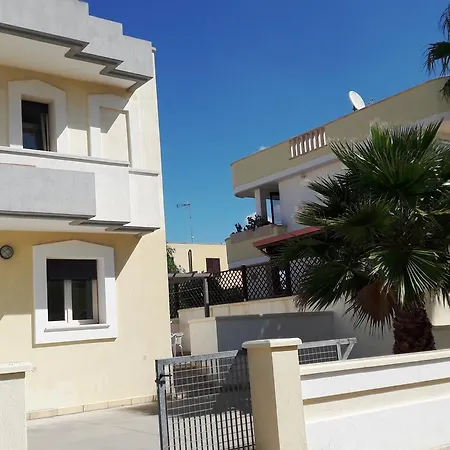 アパートホテル Giglio Torre Pali